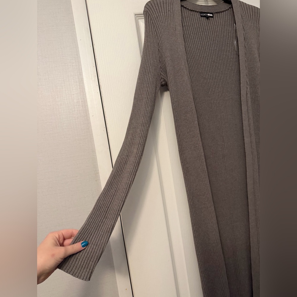 Cardigan - Picture 2 of 3